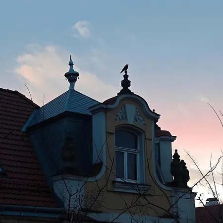 Old Town W Balcony Only 5 Min Danube River